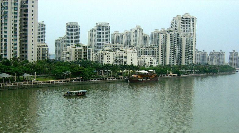 用青龙建材，创名优工程——青龙成为珠海华发集团建筑防水、保温项目指定品牌(图1)